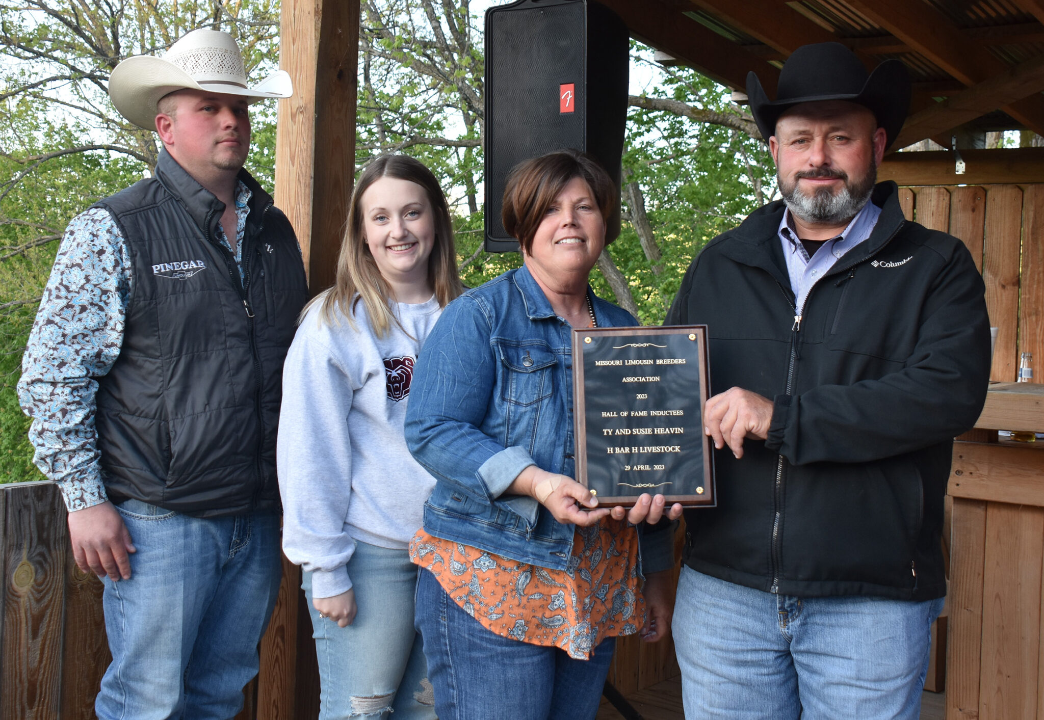 Ty & Susie Heavin Inducted into MLBA “Hall of Fame” – Limousin365